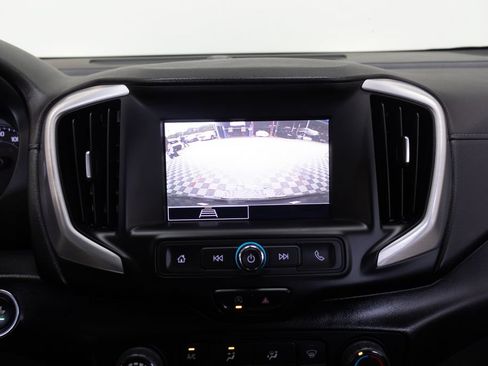Used 2022 GMC Terrain SLE FWD image 28
