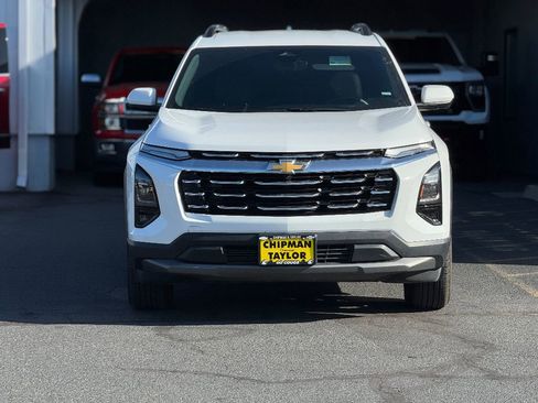 Used 2025 Chevrolet Equinox LT w/ Convenience Package II image 13