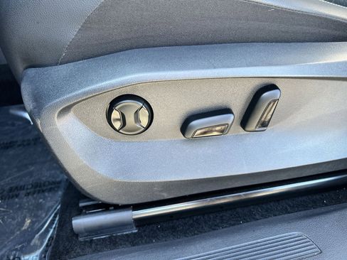 Used 2024 Volkswagen Tiguan Wolfsburg Edition image 14