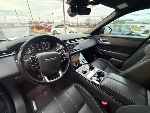 Used 2019 Land Rover Range Rover Velar S image 15