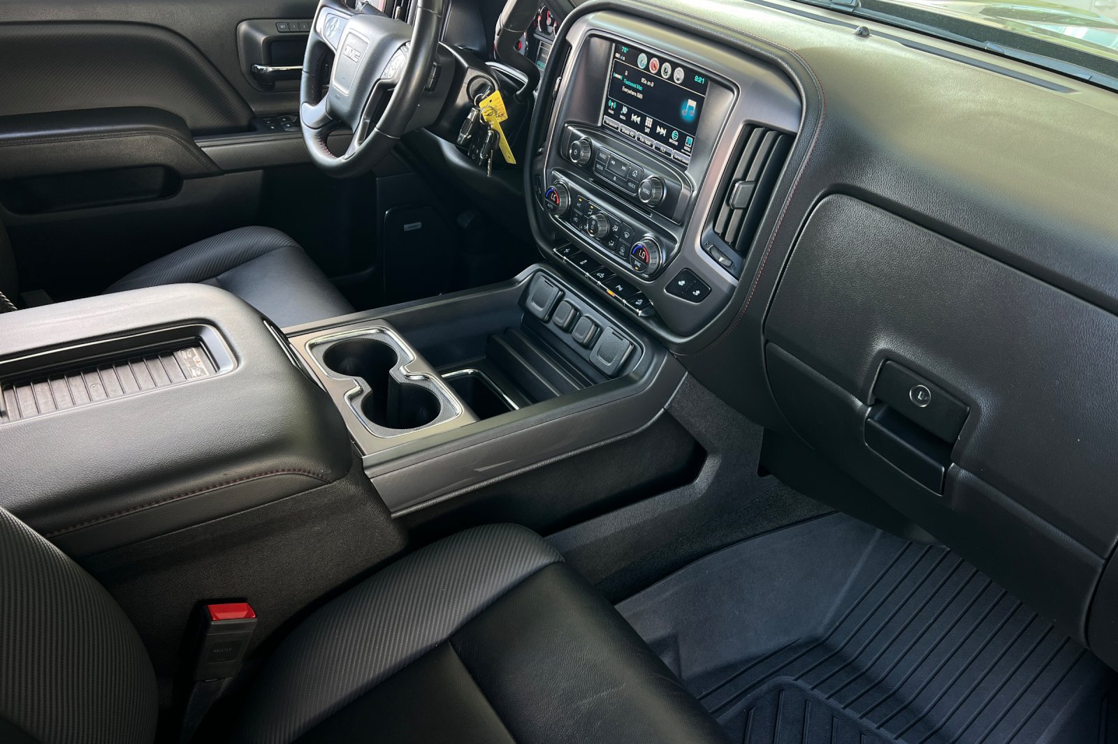 Used 2018 GMC Sierra 1500 SLT w/ All Terrain Package AWD/4WD image 23
