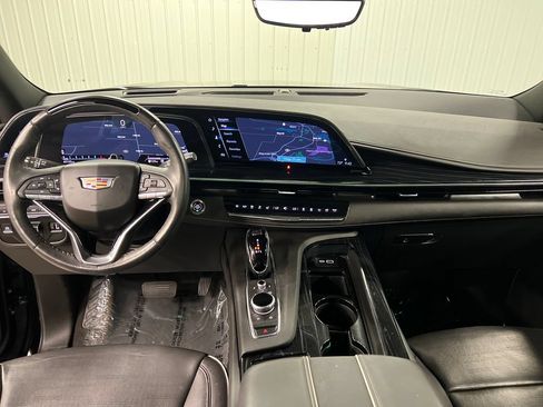 Certified 2024 Cadillac Escalade ESV Sport w/ LPO, ONYX Package AWD/4WD image 17