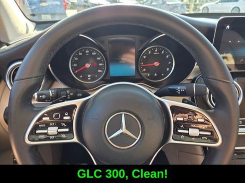 Used 2020 Mercedes-Benz GLC 300 image 26