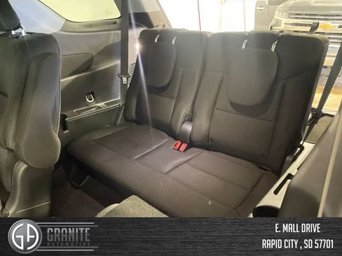Used 2023 Ford Explorer XLT AWD/4WD image 20