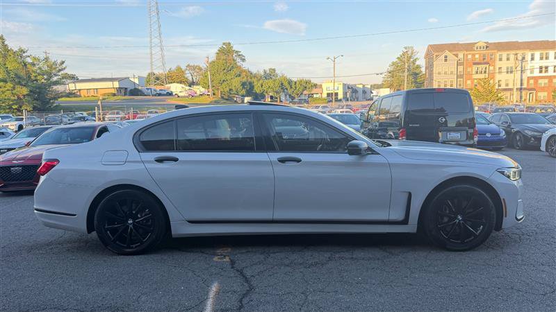 Used 2021 BMW 740i xDrive AWD/4WD image 4