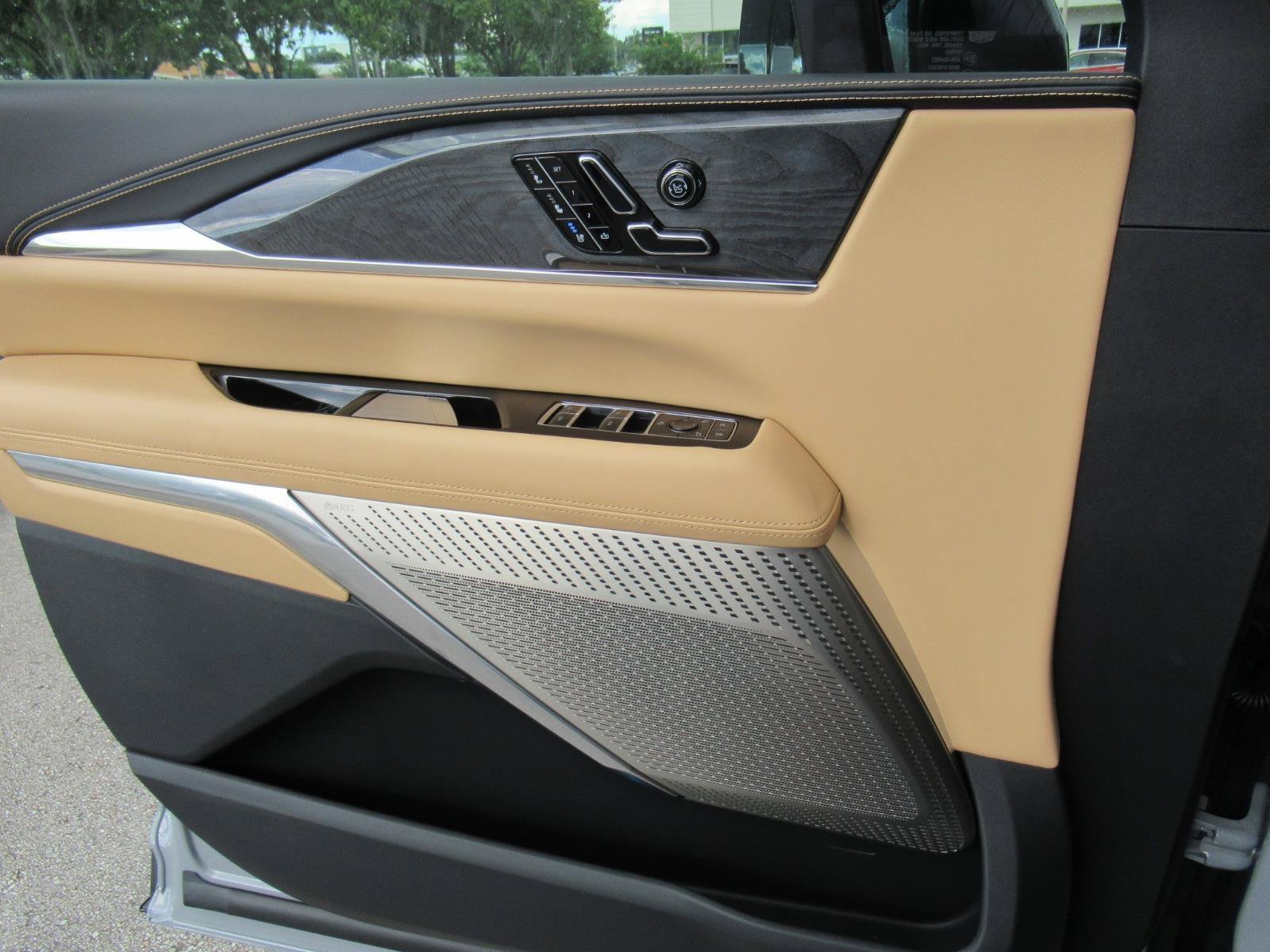 New 2026 Cadillac Escalade IQ Sport 2 w/ LPO, ONYX Package AWD/4WD image 23