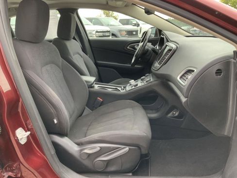 Used 2016 Chrysler 200 Limited w/ Anniversary Edition FWD image 47