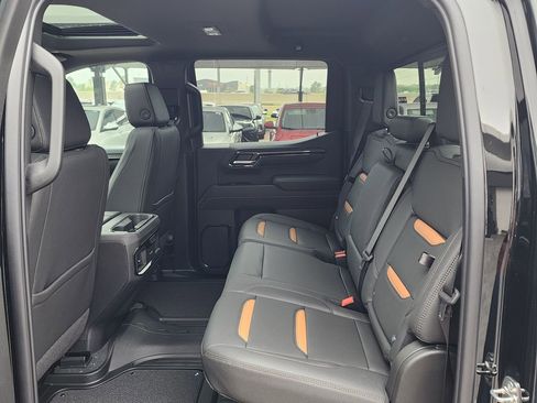 New 2026 GMC Sierra 1500 AT4 w/ AT4 Premium Package AWD/4WD image 43