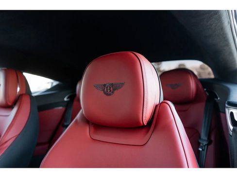 Used 2023 Bentley Continental GT V8 image 27