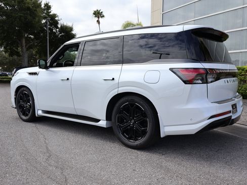 Used 2026 INFINITI QX80 4WD image 3