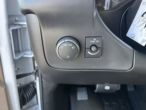 New 2025 Chevrolet Express 2500 w/ Driver Convenience Package RWD image 30