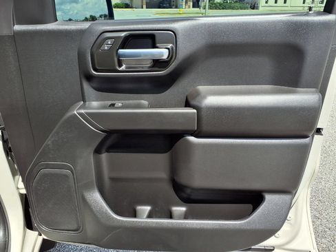 Used 2026 Chevrolet Silverado 1500 Custom w/ Turbomax Blackout Package RWD image 14