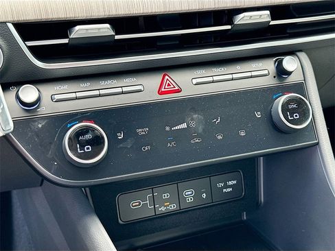 New 2025 Hyundai Sonata SEL image 10