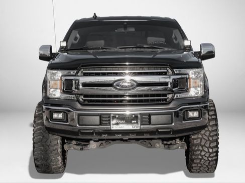Used 2019 Ford F150 XLT image 3