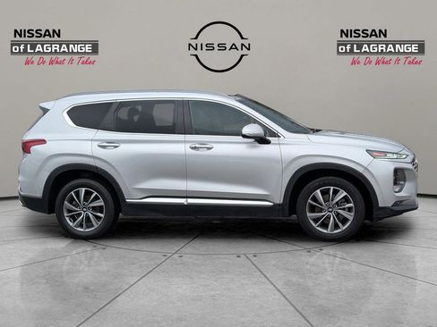 Used 2019 Hyundai Santa Fe AWD image 4