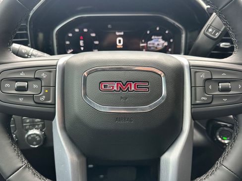 New 2026 GMC Sierra 1500 SLE w/ Preferred Package AWD/4WD image 20