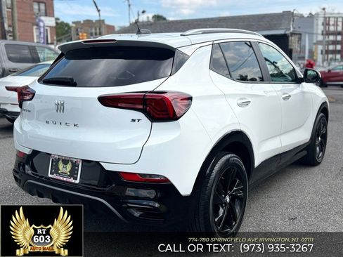 Used 2024 Buick Encore GX Sport Touring FWD image 6