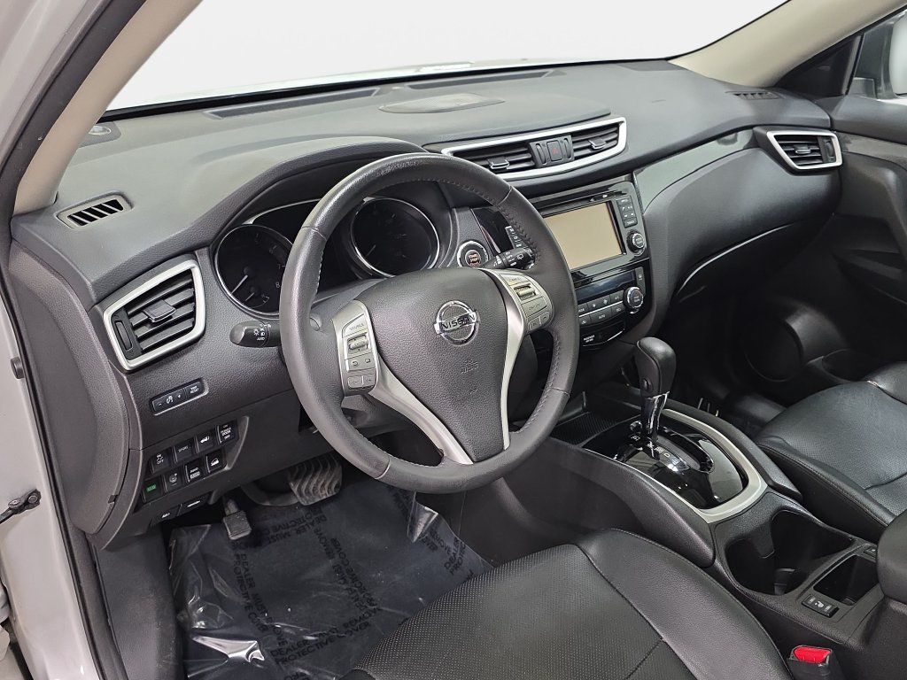 Used 2015 Nissan Rogue SL w/ SL Premium Package AWD/4WD image 16