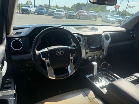Used 2021 Toyota Tundra SR5 w/ SR5 Leather Package AWD/4WD image 5