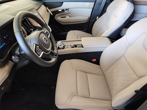 New 2026 Volvo XC90 B6 Plus w/ Protection Package Premier image 14