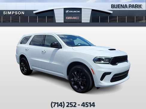 Used 2022 Dodge Durango GT w/ Blacktop Package AWD/4WD image 2