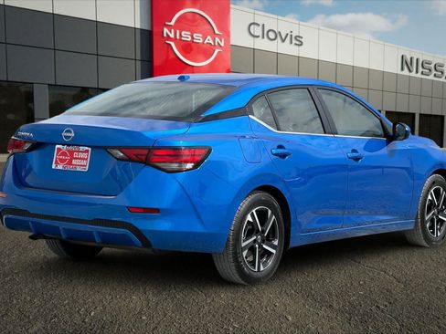 Used 2025 Nissan Sentra SV FWD image 3