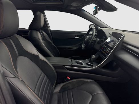 Used 2019 Toyota Avalon Touring w/ Advanced Safety Package FWD image 42