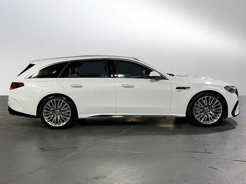 New 2026 Mercedes-Benz E 53 AMG 4MATIC Sedan image 2