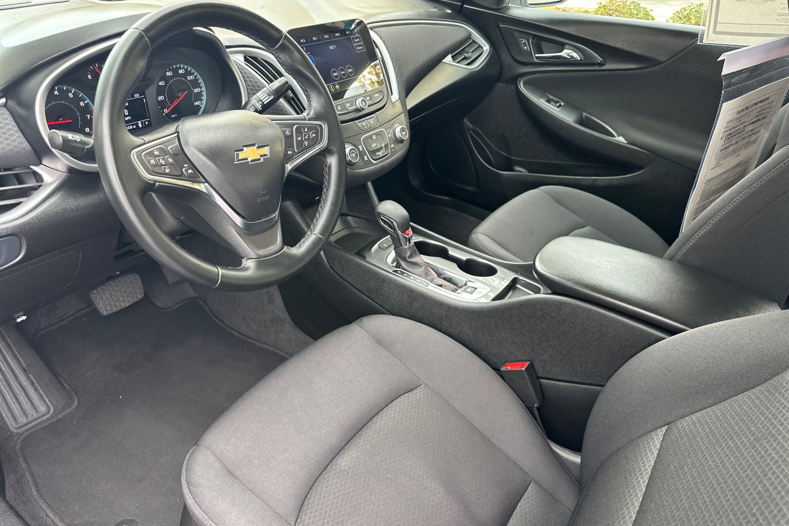 Used 2025 Chevrolet Malibu RS FWD image 10