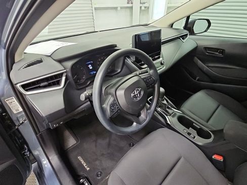 Used 2024 Toyota Corolla LE FWD image 8