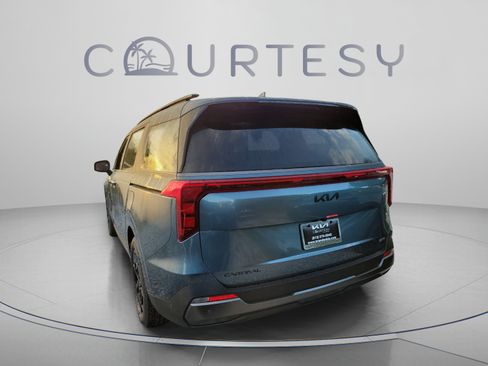 New 2027 Kia Carnival SX w/ Dark Edition Package FWD image 2
