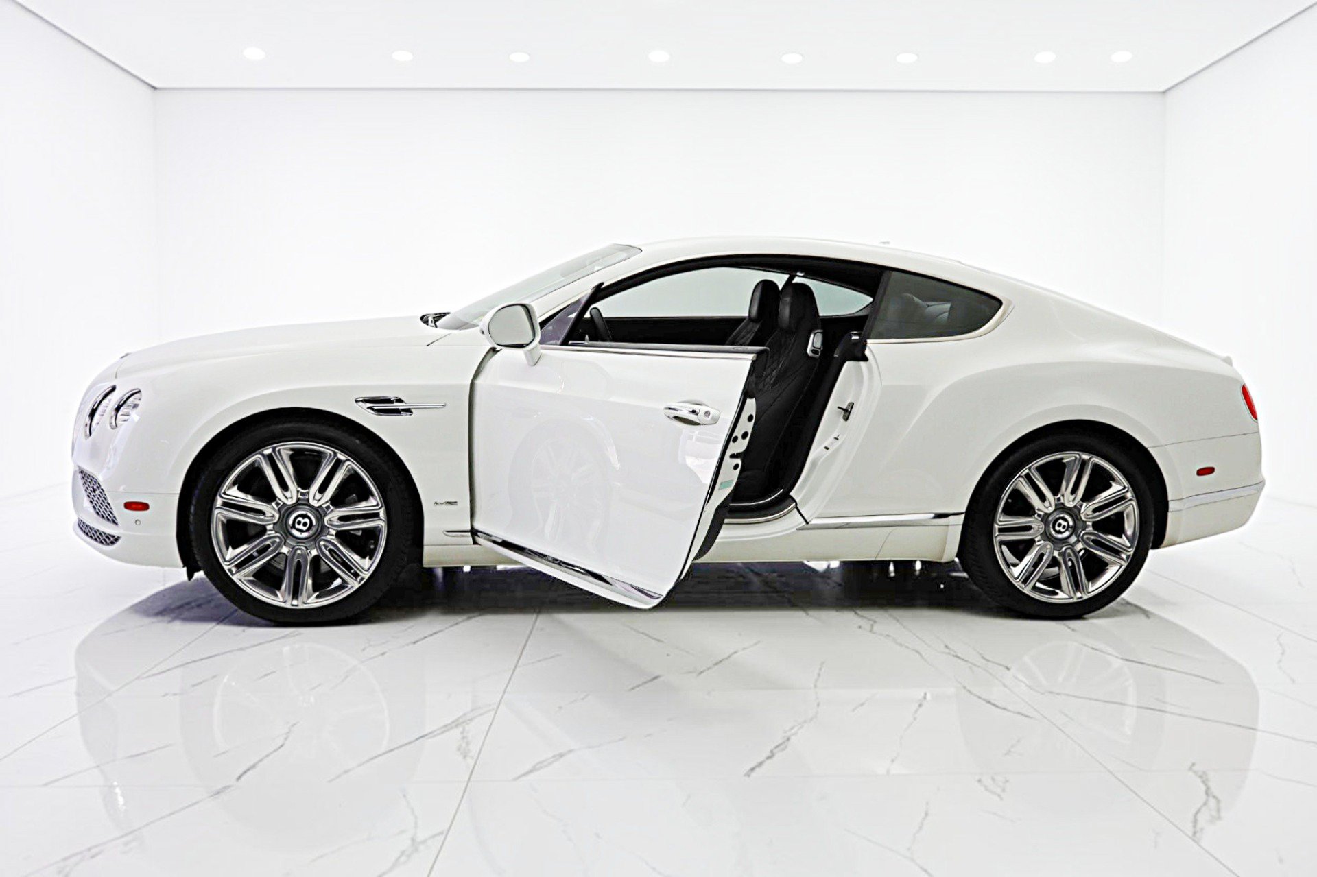 Used 2017 Bentley Continental GT AWD/4WD image 5