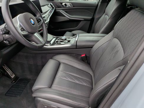 Used 2025 BMW X5 xDrive40i image 28