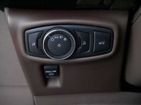 Used 2018 Lincoln MKX Reserve w/ Lincoln MKX Climate Package image 26