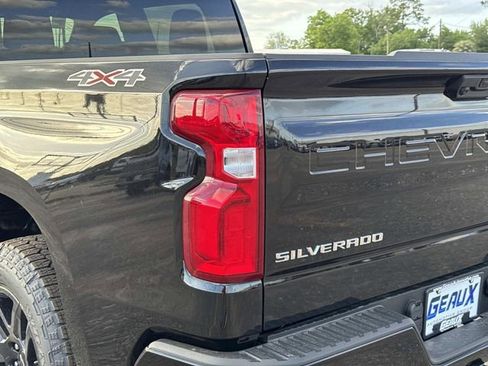 New 2026 Chevrolet Silverado 1500 RST w/ RST Select Package AWD/4WD image 15