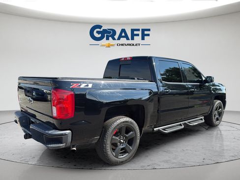 Used 2018 Chevrolet Silverado 1500 LTZ Z71 w/ Redline Edition AWD/4WD image 8