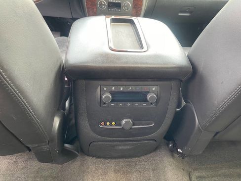 Used 2007 GMC Yukon XL Denali AWD/4WD image 22