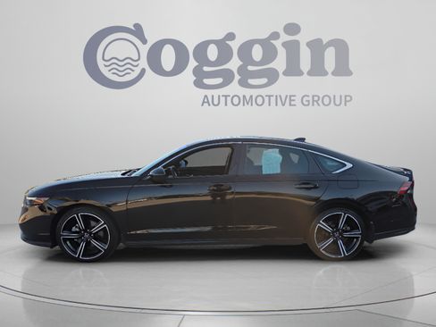 Certified 2023 Honda Accord Sport image 2
