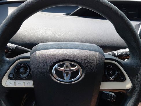 Used 2016 Toyota Prius Two FWD image 42