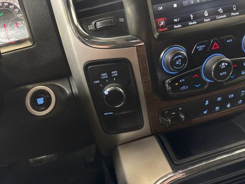 Used 2018 RAM 2500 Laramie w/ Convenience Group image 25