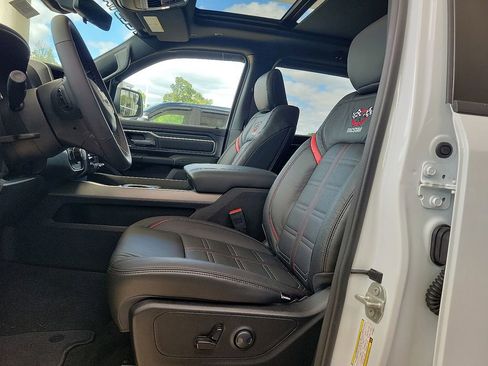 New 2025 RAM 1500 Big Horn AWD/4WD image 10
