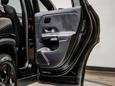 Used 2024 Mercedes-Benz GLA 250 image 45