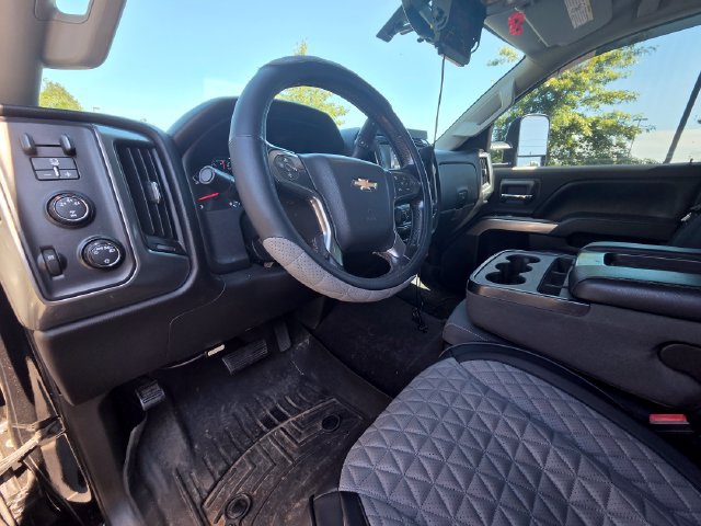 Used 2015 Chevrolet Silverado 2500 LT AWD/4WD image 15