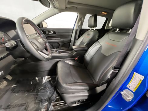 Used 2022 Jeep Compass Trailhawk w/ Sun and Sound Group image 21