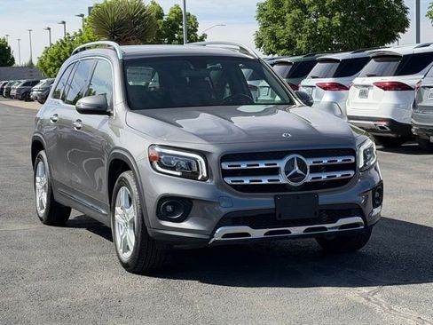 Certified 2022 Mercedes-Benz GLB 250 4MATIC image 4