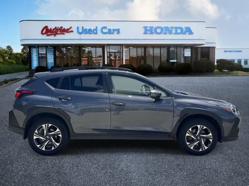 Used 2024 Subaru Crosstrek 2.0i Premium w/ Crosstrek Mirror Package AWD/4WD image 6