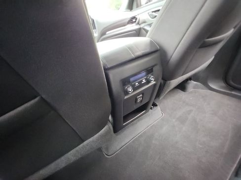 Certified 2023 Chevrolet Traverse LT image 25