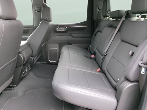 Used 2026 GMC Sierra 1500 SLT AWD/4WD image 10