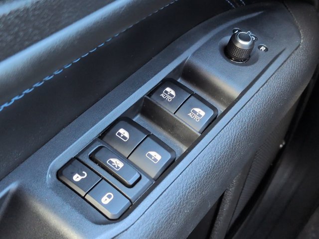 Used 2025 Jeep Compass Latitude w/ Altitude Special Edition AWD/4WD image 21