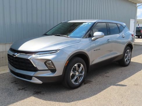 Used 2024 Chevrolet Blazer LT w/ Driver Confidence Package AWD/4WD image 6